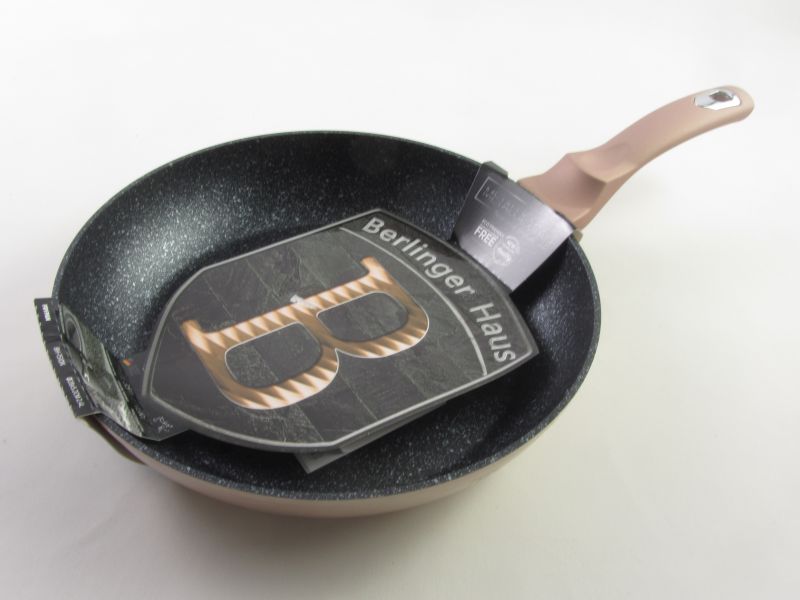 Márvány bevonatos indukciós serpenyő 28 cm - Berlinger Haus Rose Gold