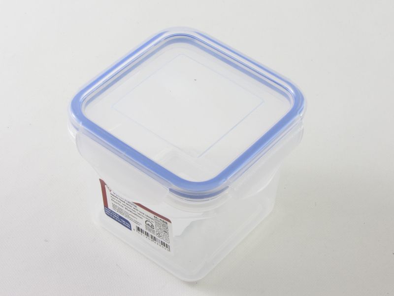 Műanyag csatos szögletes tároló doboz 0,5 liter - török