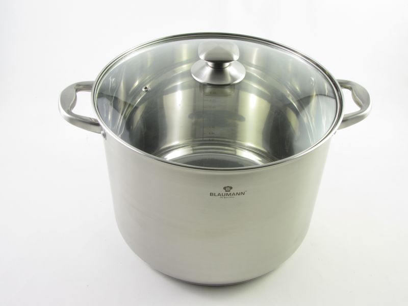 Rozsdamentes fazék fedővel 15,5 liter 30 cm - Blaumann (vastag füllel)